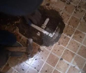 通辽卫生间漏水维修公司为您分享下卫生间渗水如何处理及注意事项
